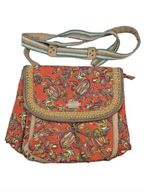 Sakroots Artists Circle Cayenne Treehouse Birds Convertible Crossbody Backpack